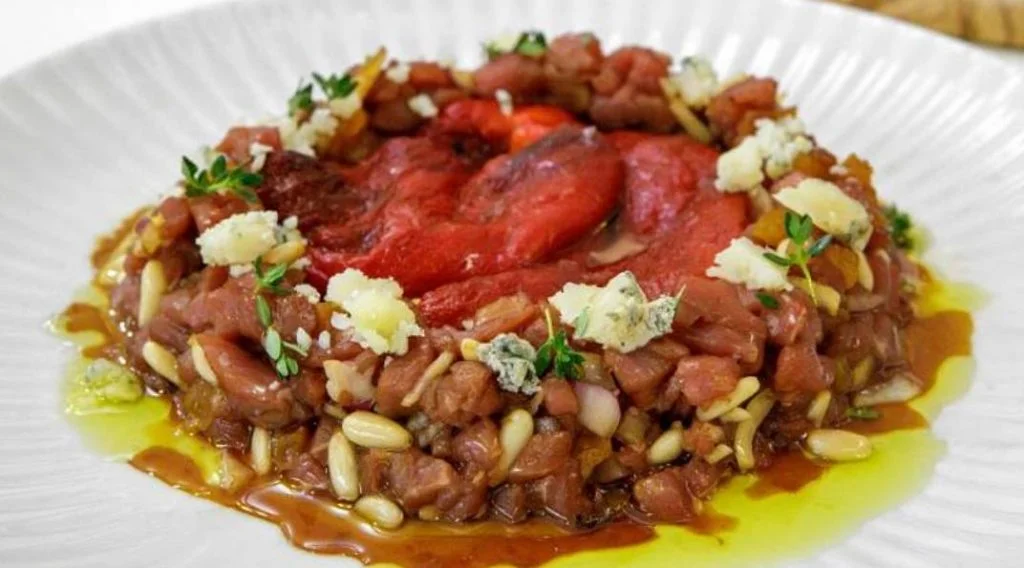 tartar de ternera con queso azul